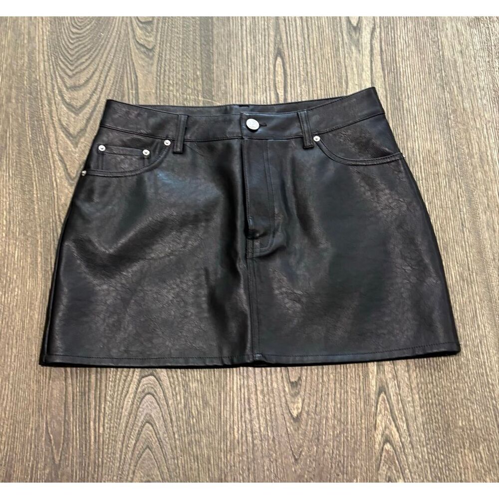 PacSun Womens Faux Leather Mini Skirt Low Rise 5-Pockets Zip Fy Black Size S